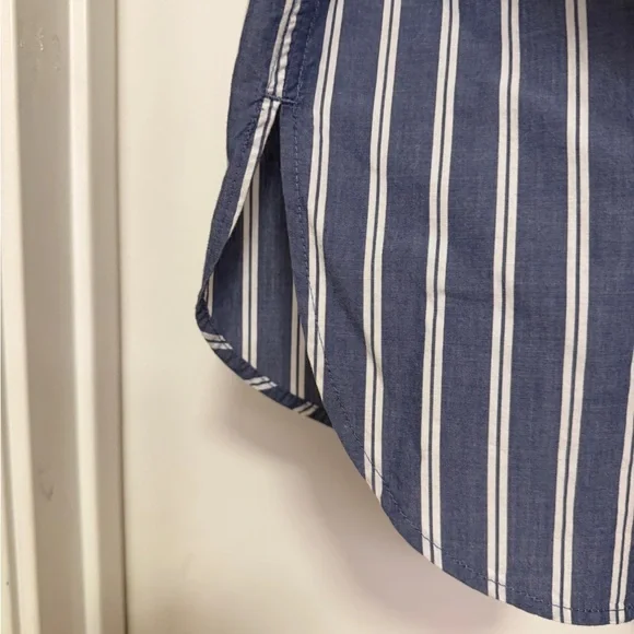 Banana Republic long sleeve, skimmer, button-up striped blouse - size L tall - Picture 5 of 12